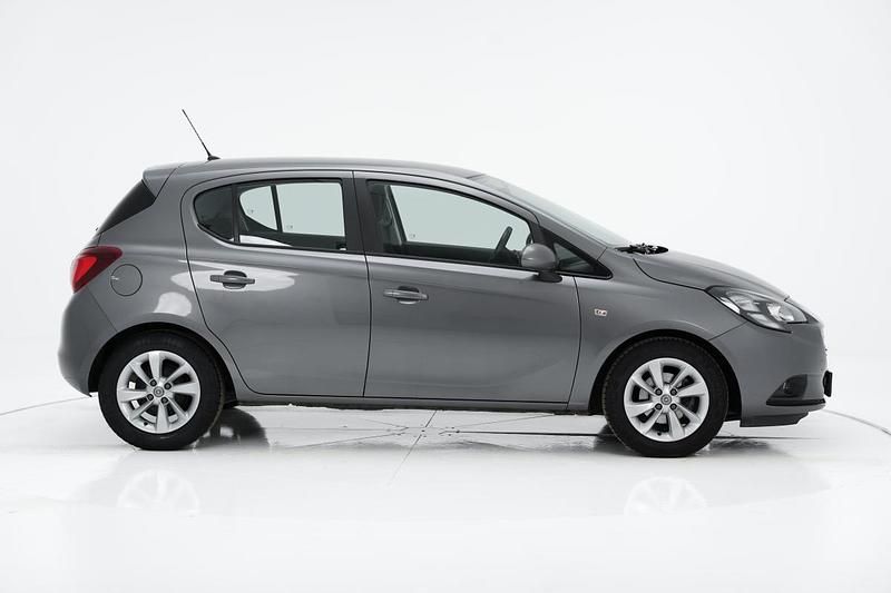 Usado Opel Corsa 70 HP (51 kW) 2016 Cinzento Citadino