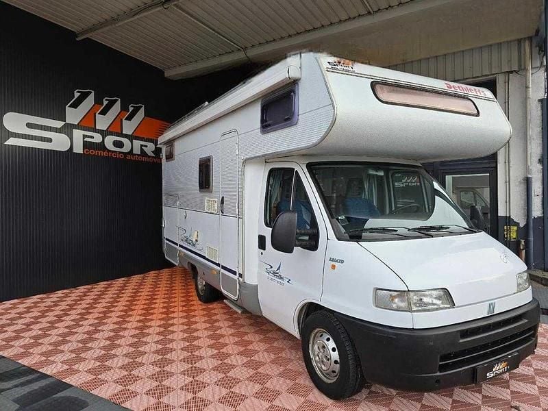 Usado Fiat Ducato 127 HP (93 kW) 2000 Branco Van