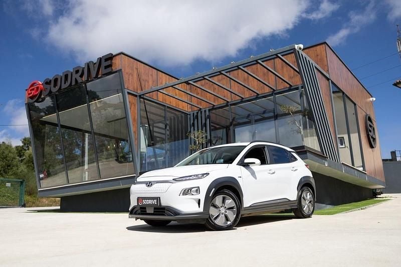 Branco Usado 2021 Hyundai Kauai SUV | € 19.900 (Preço justo) - Imagem 1/4