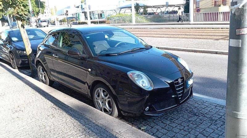 Usado 2009 Alfa Romeo MiTo Citadino | € 4.800 (Super Preço) - Imagem 1/4
