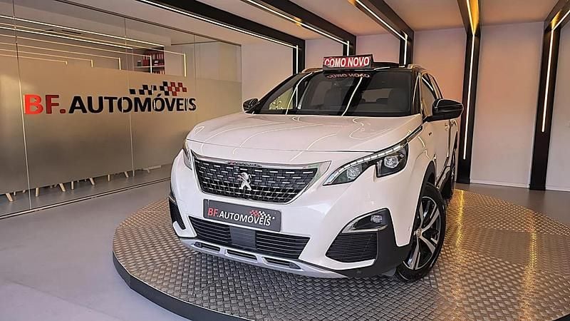 Branco Usado 2019 Peugeot 3008 GT-line SUV | € 19.900 (Preço justo) - Imagem 1/4
