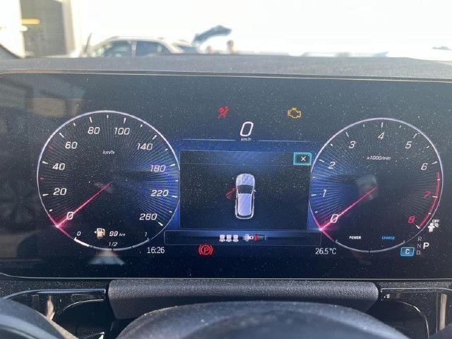 Usado Mercedes GLA200 163 HP (119 kW) 2024 Branco polar SUV