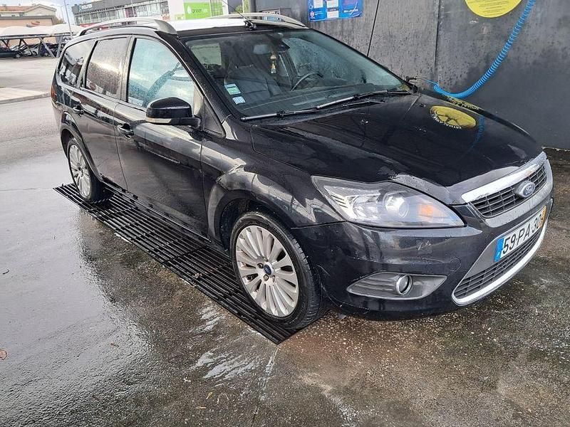 Usado 2009 Ford Focus Sedan | € 2.900 (Super Preço) - Imagem 1/4