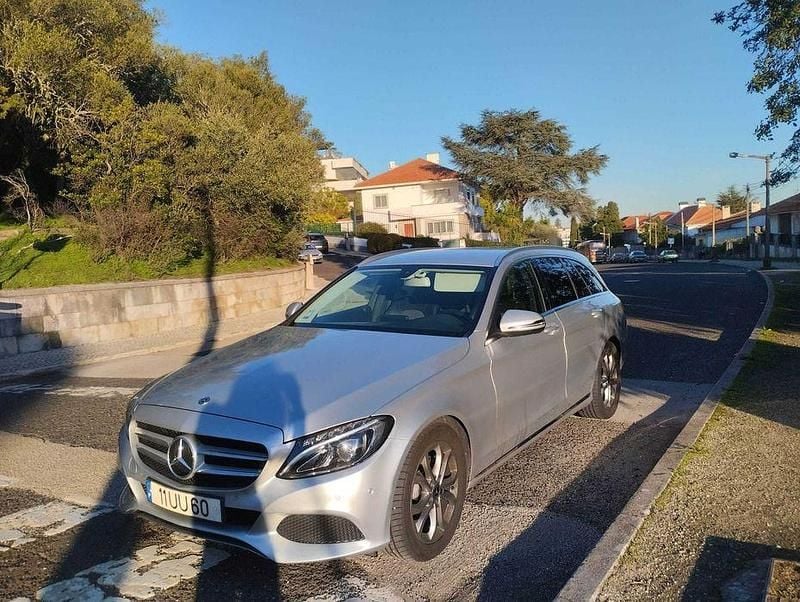 Usado 2019 Mercedes C200 Sedan | € 19.500 (Bom preço) - Imagem 1/4