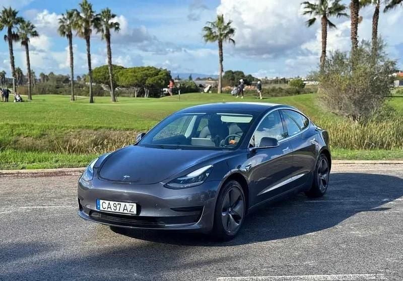 Usado Tesla Model 3 175 kW (238 HP) 2020 Cinzento Sedan