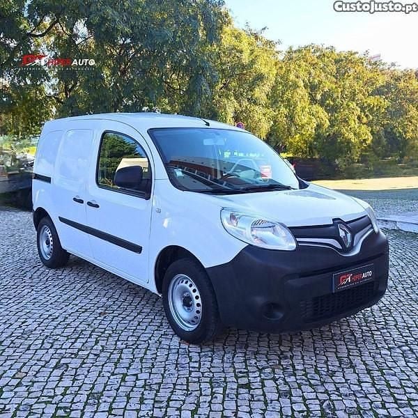 Usado Renault Kangoo 75 HP (55 kW) 2017 Branco Carrinha