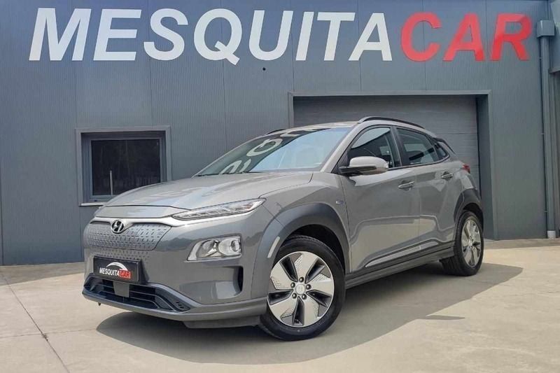 Cinzento Usado 2019 Hyundai Kauai Premium SUV | € 25.500 (Preço justo) - Imagem 1/4