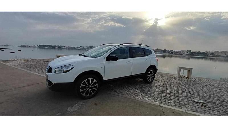 Branco Usado 2013 Nissan Qashqai +2 SUV | € 10.850 (Preço justo) - Imagem 1/4