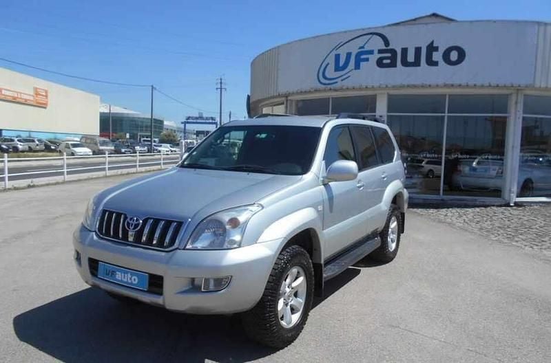 Usado Toyota Land Cruiser 163 HP (119 kW) 2003 Cinzento SUV