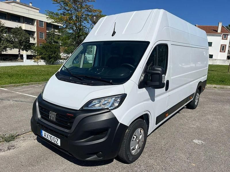 Branco Usado 2023 Fiat Ducato Van | € 24.349 (Super Preço) - Imagem 1/4