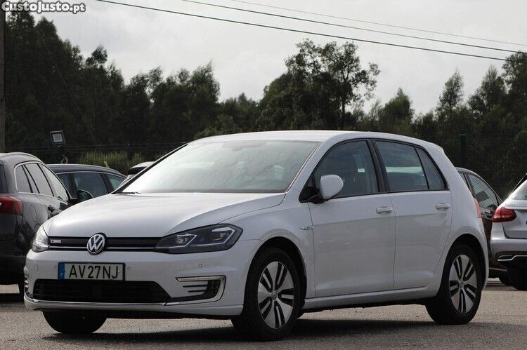 Branco Usado 2019 VW e-Golf Citadino | € 16.500 (Preço justo) - Imagem 1/1