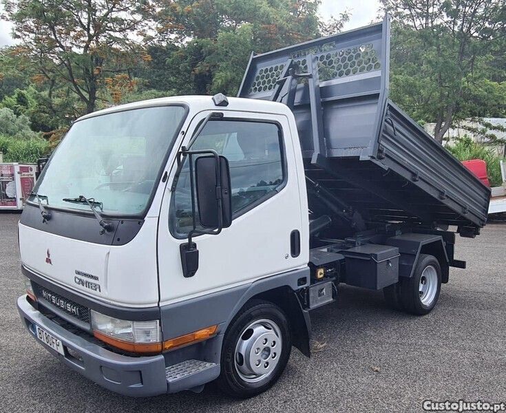 Branco Usado 2005 Mitsubishi Canter | € 22.900 - Imagem 1/1