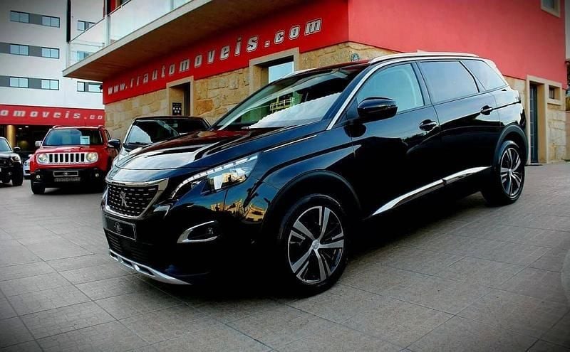 Preto Usado 2019 Peugeot 5008 Allure Monovolume | € 17.990 (Preço justo) - Imagem 1/3