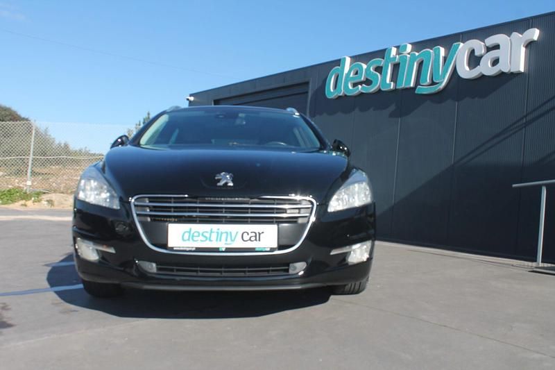 Preto Usado 2012 Peugeot 508 Allure Carrinha | € 7.490 (Preço justo) - Imagem 1/4