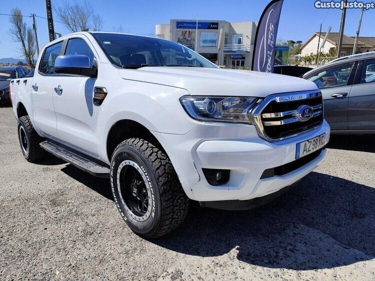 Branco Usado 2023 Ford Ranger Limited Pickup | € 36.900 (Preço justo) - Imagem 1/1
