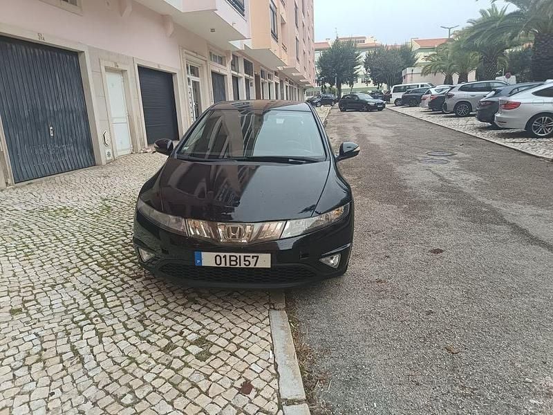 Usado Honda Civic 140 HP (102 kW) 2006 Sedan