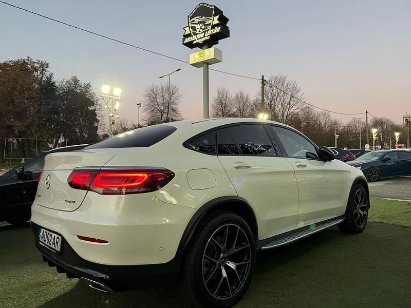 Branco Usado 2020 Mercedes GLC300 Coupé | € 52.750 (Preço justo) - Imagem 1/4