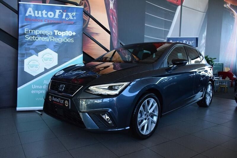 Usado Seat Ibiza FR 110 HP (80 kW) 2021 Preto Citadino