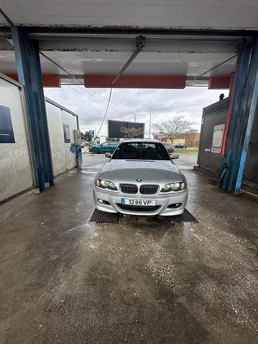 Usado 2003 BMW 320 | € 4.900 - Imagem 1/4