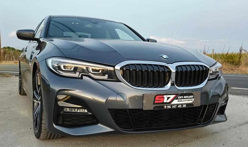 Cinza Usado 2020 BMW 320 Sedan | € 29.850 (Preço elevado) - Imagem 1/4