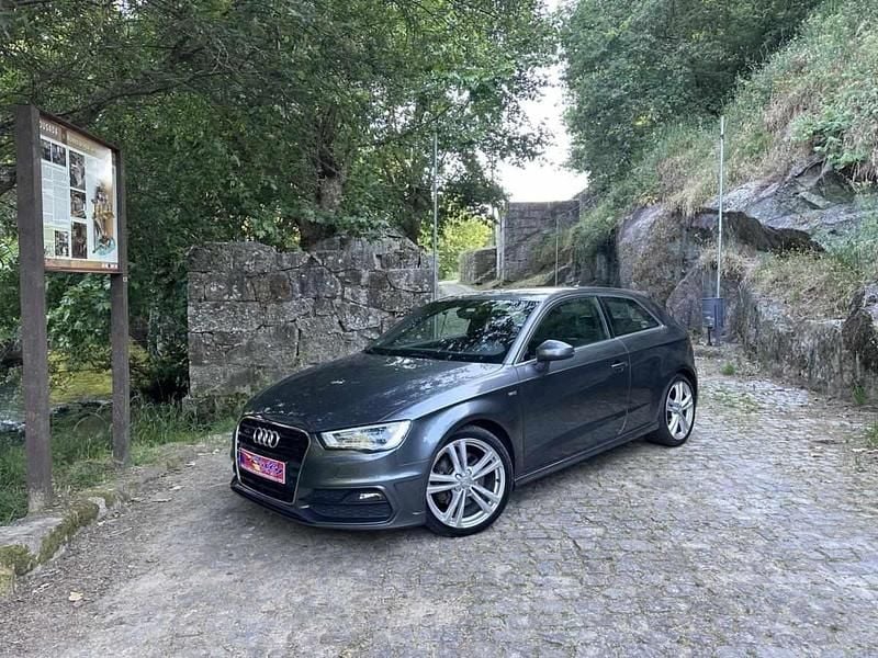 Cinzento Usado 2016 Audi A3 | € 17.990 - Imagem 1/4