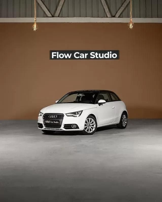 Branco Usado 2012 Audi A1 S-Line Citadino | € 9.990 - Imagem 1/4