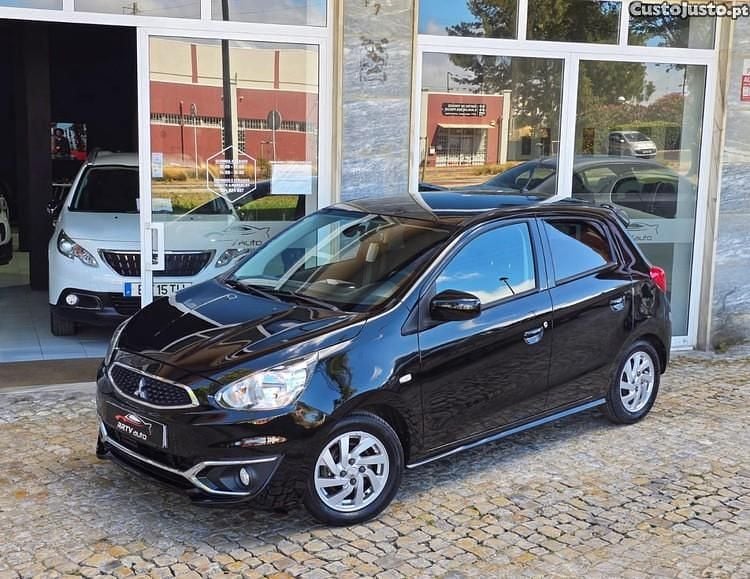 Preto Usado 2017 Mitsubishi Space Star | € 8.950 (Bom preço) - Imagem 1/1