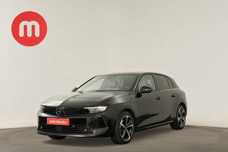 Usado Opel Astra Design & Tech 130 HP (95 kW) 2024