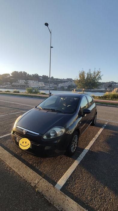 Usado Fiat Punto Evo 90 HP (66 kW) 2011 Citadino