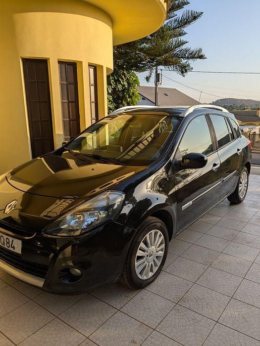 Usado 2010 Renault Clio II Carrinha | € 3.600 (Super Preço) - Imagem 1/4