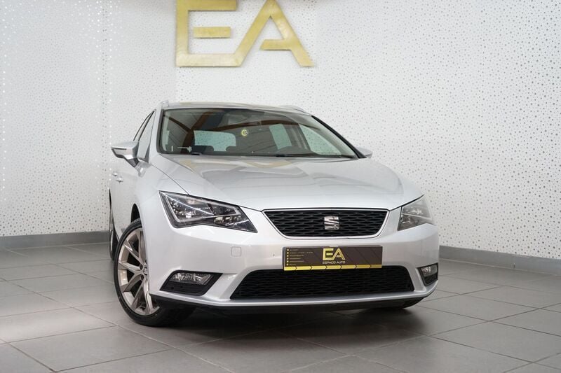 Cinza Usado 2015 Seat Leon Style Carrinha | € 11.480 (Caro) - Imagem 1/4