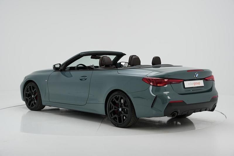 Usado BMW 420 190 HP (139 kW) 2024 Verde Cabrios