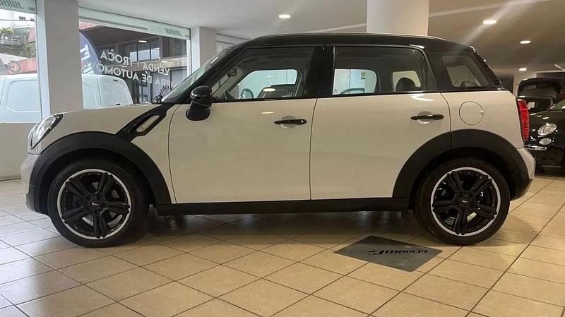 Usado Mini Countryman 112 HP (82 kW) 2011 Branco SUV