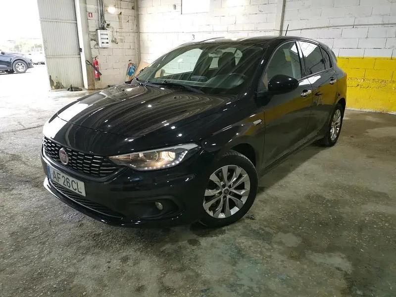 Usado Fiat Tipo Lounge 95 HP (69 kW) 2021 Preto Citadino
