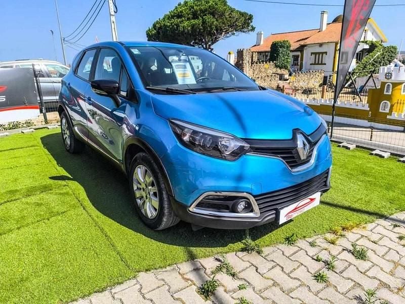 Usado Renault Captur 90 HP (66 kW) 2017 Azul SUV