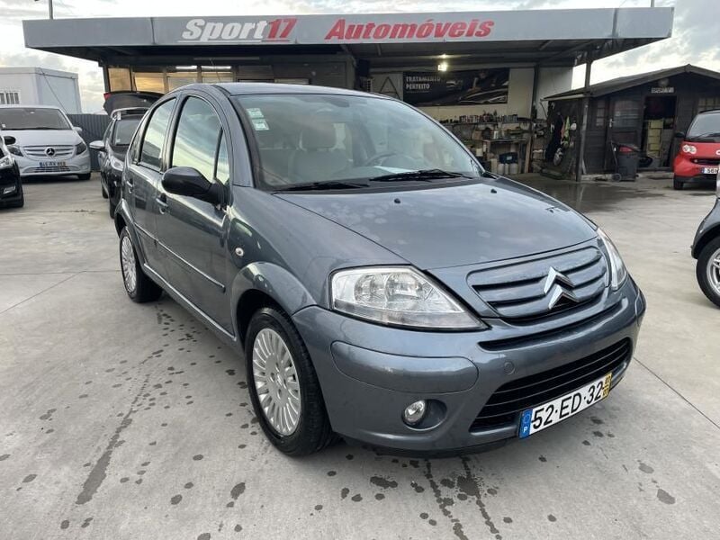 Cinzento Usado 2007 Citroën C3 Citadino | € 6.650 - Imagem 1/4