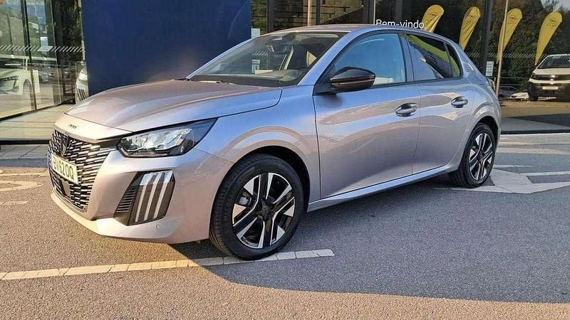 Cinza Usado 2025 Peugeot e-208 Allure Citadino | € 32.000 - Imagem 1/2