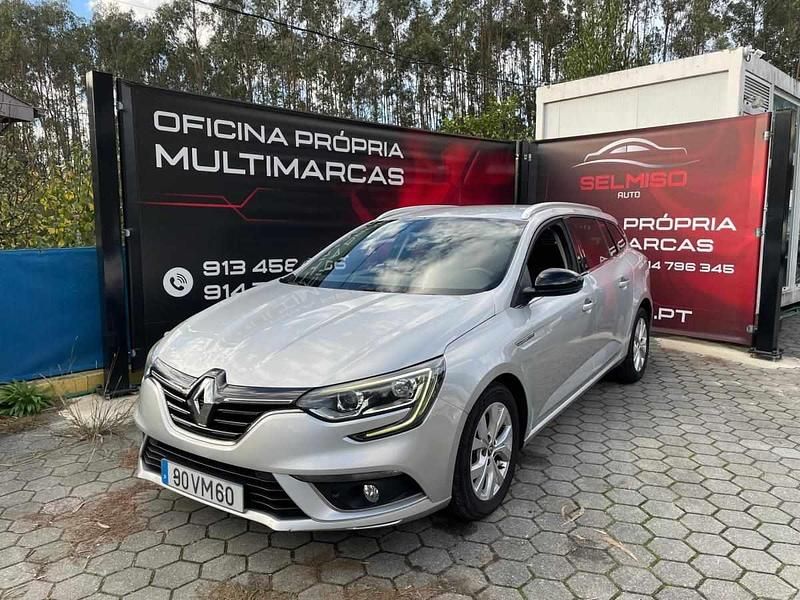 Cinzento Usado 2018 Renault Mégane IV | € 14.950 (Preço justo) - Imagem 1/4