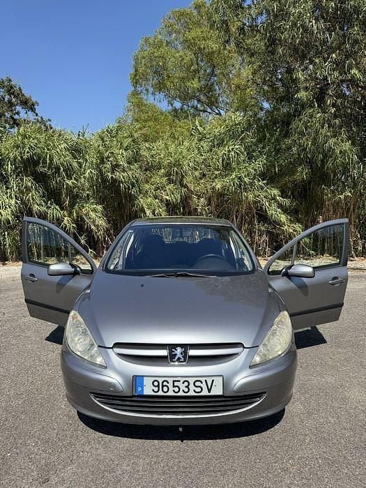 Usado 2002 Peugeot 307 Sedan | € 2.150 (Preço justo) - Imagem 1/4