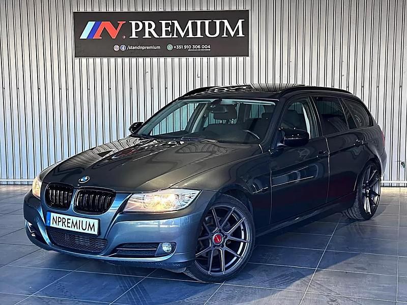 Verde Usado 2010 BMW 318 Carrinha | € 12.990 (Caro) - Imagem 1/4