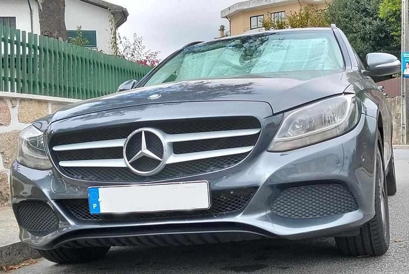 Cinzento Usado 2015 Mercedes C180 Carrinha | € 14.500 (Preço justo) - Imagem 1/4