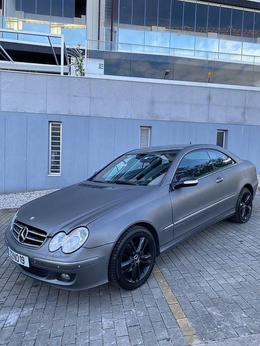 Usado 2009 Mercedes CLK220 Avantgarde | € 9.990 (Preço elevado) - Imagem 1/4