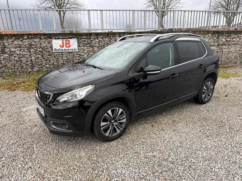 Usado Peugeot 2008 Allure 100 HP (73 kW) 2016 Preto SUV