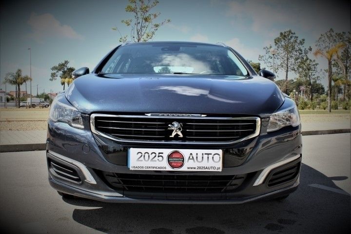 Azul Usado 2016 Peugeot 508 RXH Access Carrinha | € 16.380 - Imagem 1/4