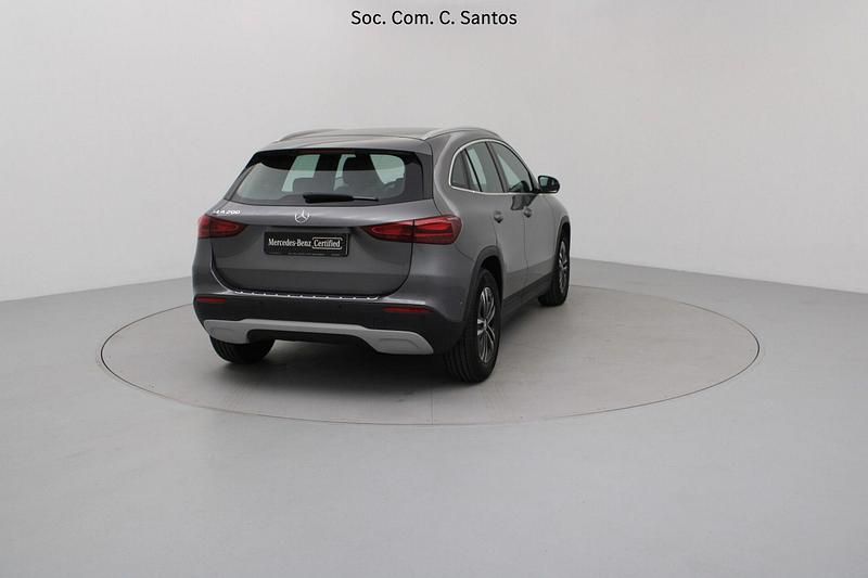 Usado Mercedes GLA200 Advanced 163 HP (119 kW) 2025 Cinza SUV