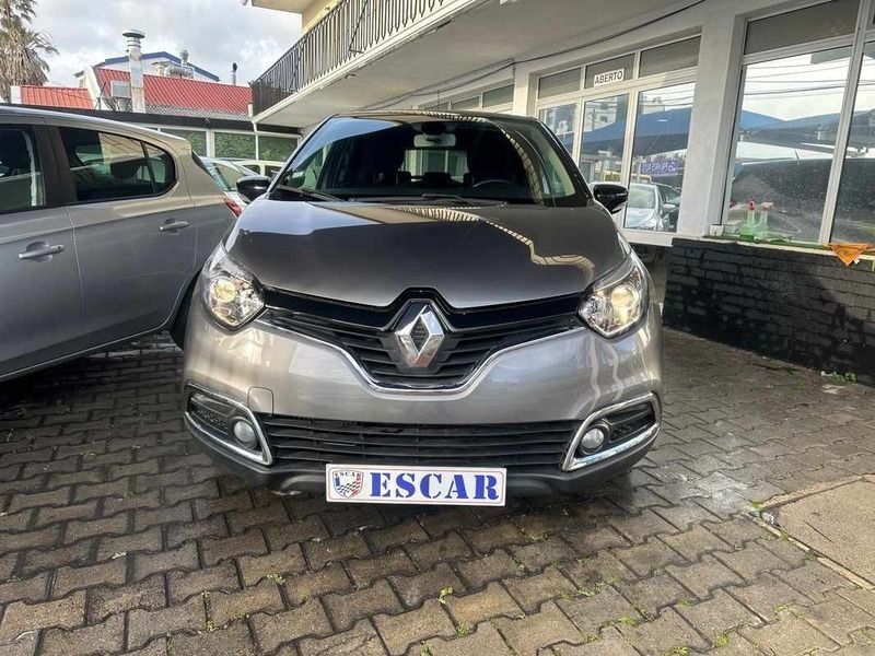 Cinzento Usado 2016 Renault Captur SUV | € 14.900 (Preço justo) - Imagem 1/4