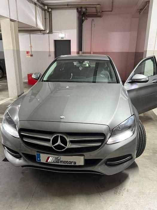 Usado 2015 Mercedes C200 Sedan | € 16.500 - Imagem 1/4