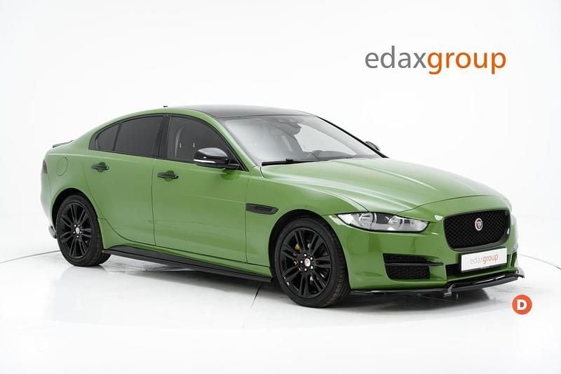 Verde Usado 2016 Jaguar XE Sedan | € 13.490 (Bom preço) - Imagem 1/4