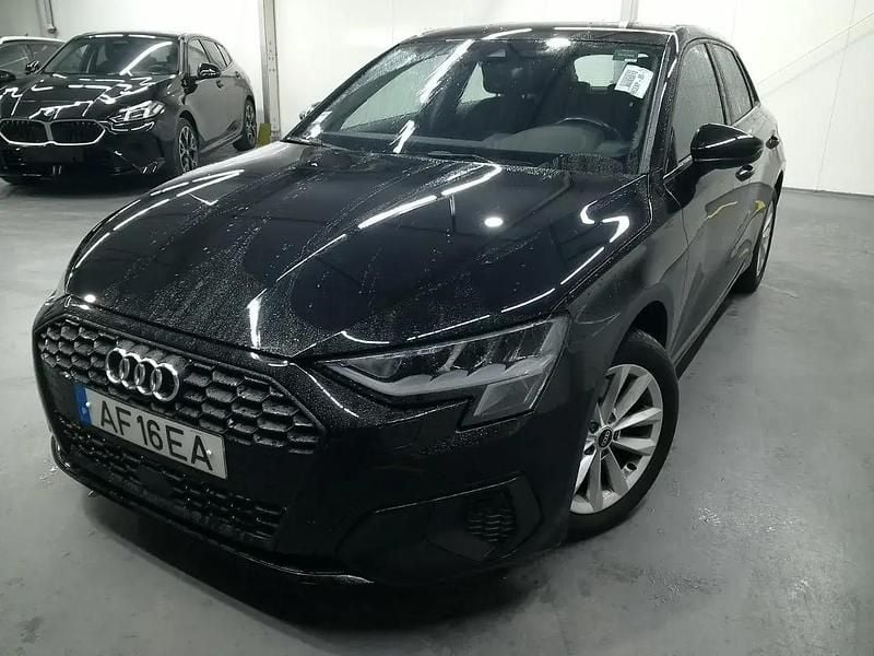 Preto Usado 2021 Audi A3 Sportback Citadino | € 23.990 (Preço justo) - Imagem 1/4
