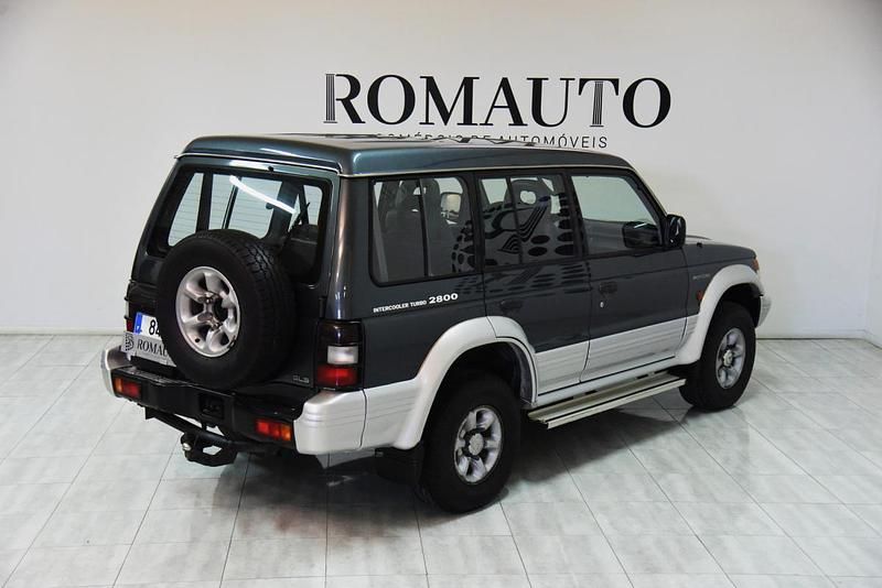 Usado Mitsubishi Pajero 125 HP (91 kW) 1996 Verde SUV